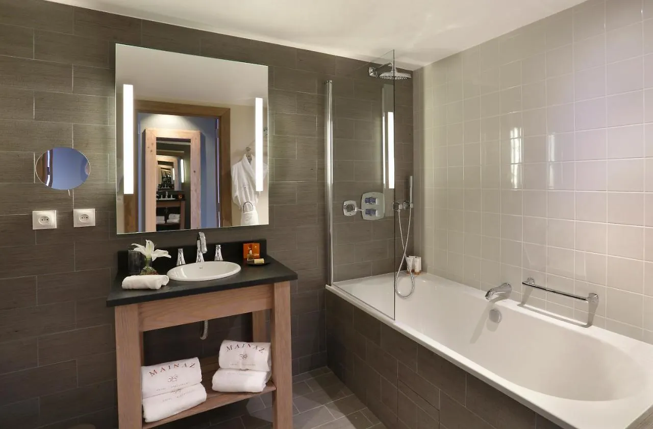 La Mainaz Hotel Restaurant Geneve - Gex - Mijoux 4*,