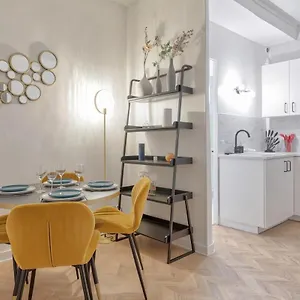 Superbe Pour 4p Proche Arc De Triomphe Appartement