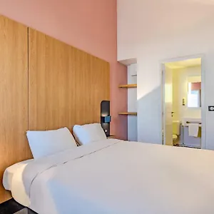 Brest Kergaradec Aeroport Hotel